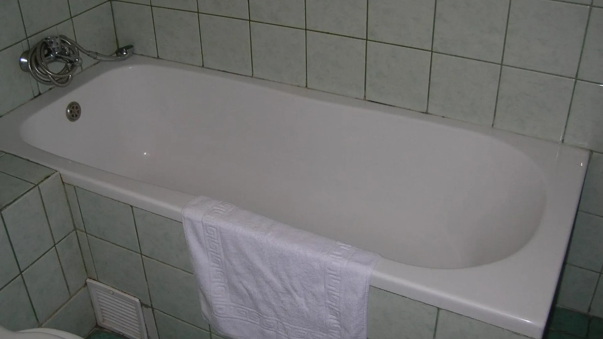 בוקרשט Federatia Romana De Scrima - Hotel Floreta De Aur